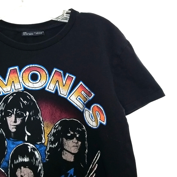 Zara Ramones Front & Back Graphic Band Tee Size Small - Picture 4 of 7